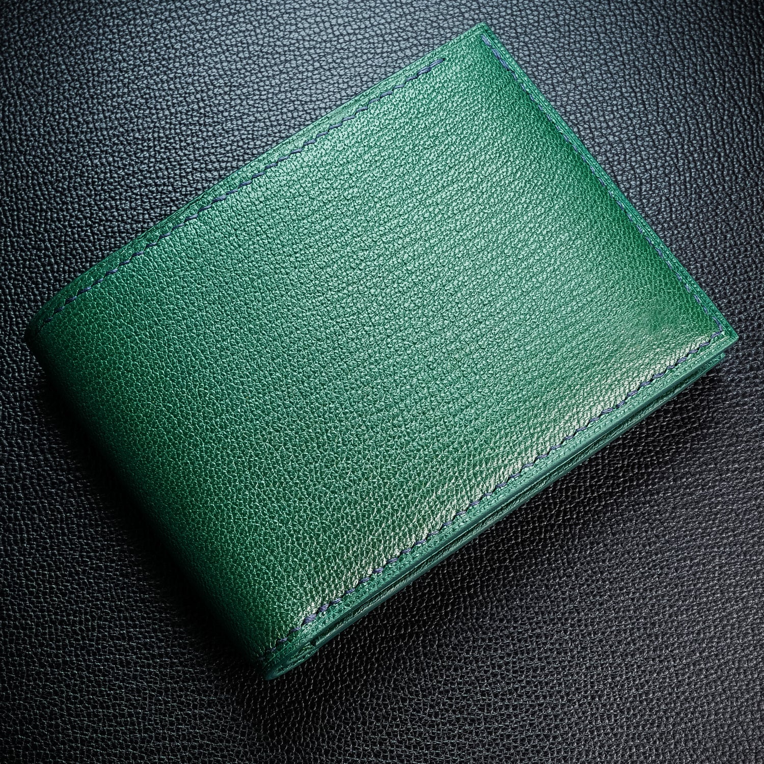 Leather card wallet Celine Green in Leather - 31219432