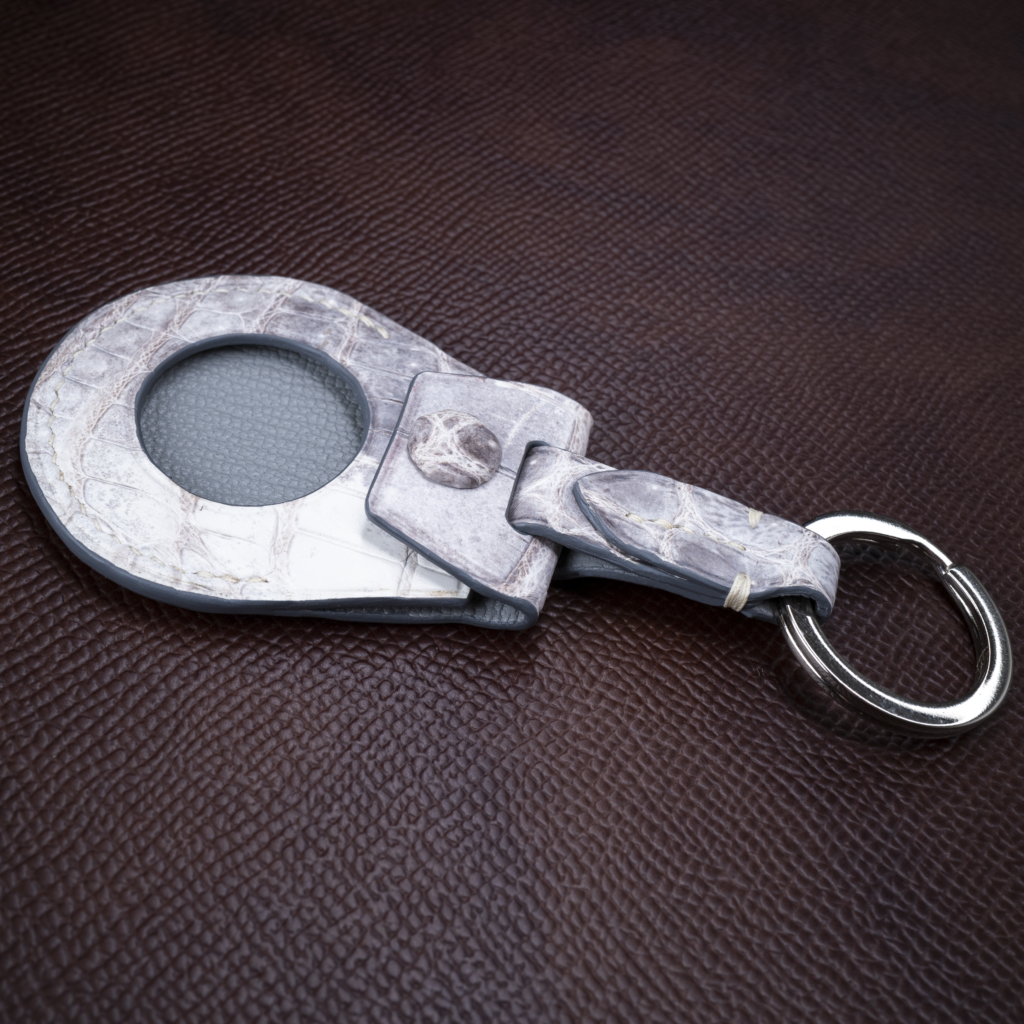American Alligator French Chèvre Apple AirTag Snap Key Ring Case