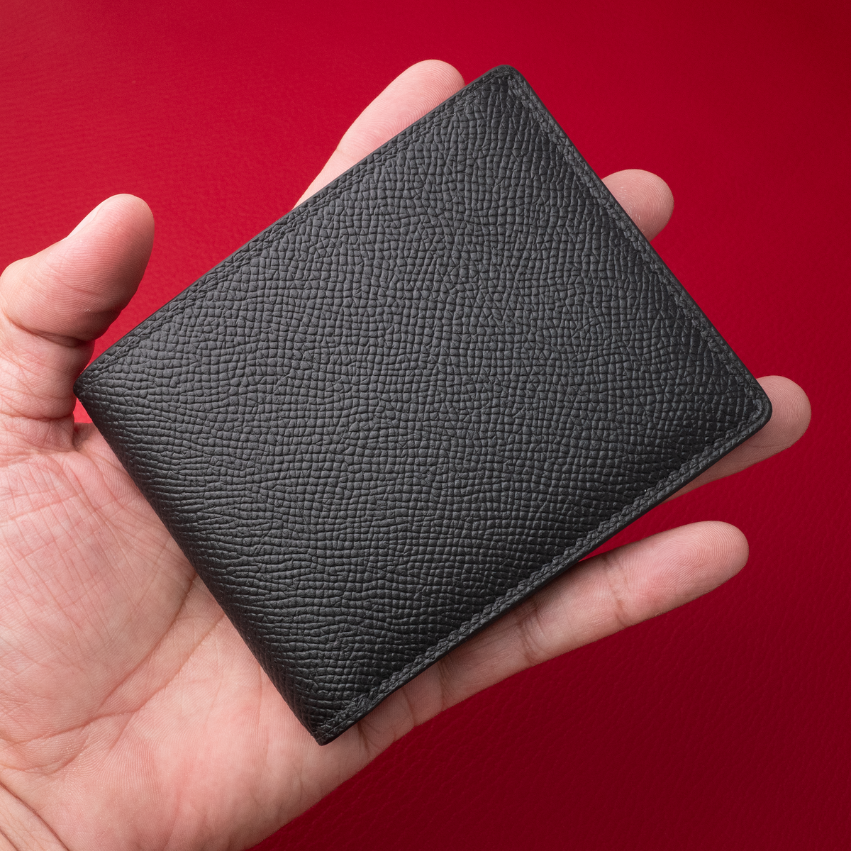 #90R Waprolux Calf Bifold Wallet