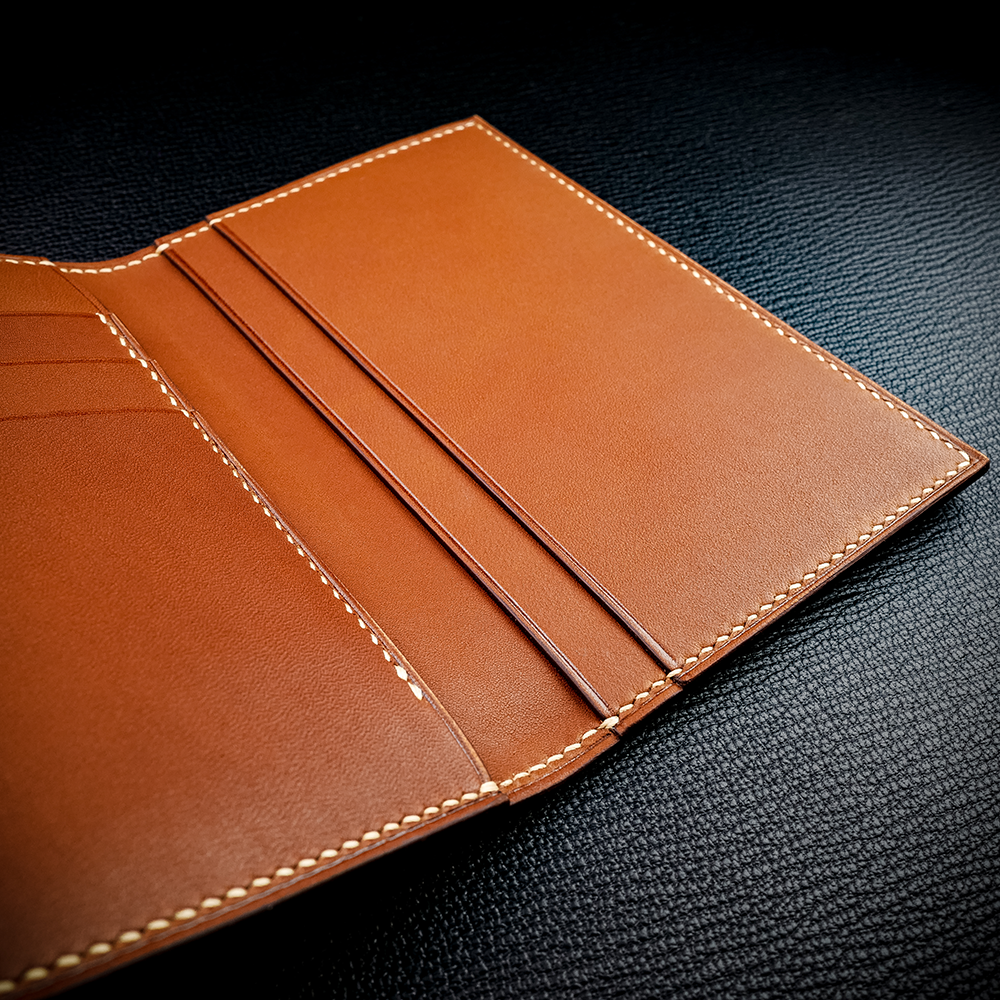 #88 Barenia® Compact Bifold