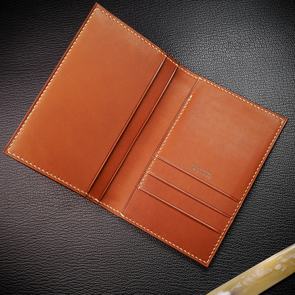 #88 Barenia® Compact Bifold